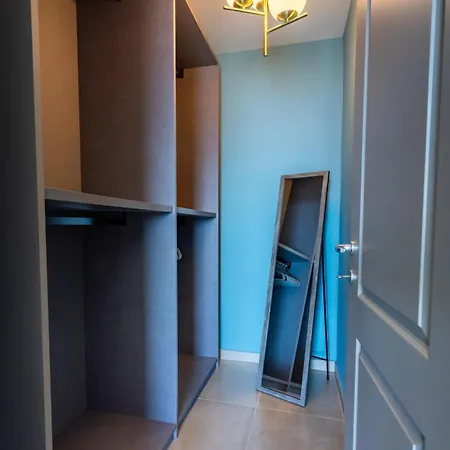 Daire Bugibba - Luxury Seafront, Only For Family *