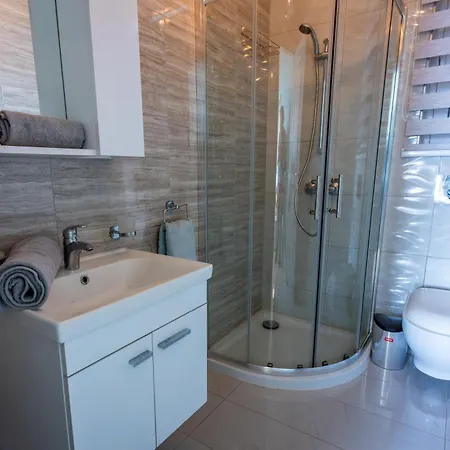 Bugibba - Luxury Seafront, Only For Family