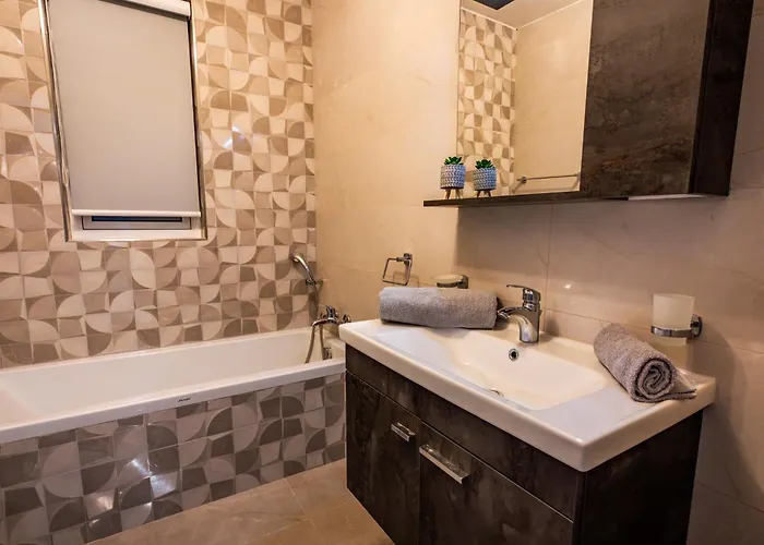 Bugibba - Luxury Seafront, Only For Family * Σεντ Πόλς Μπέι