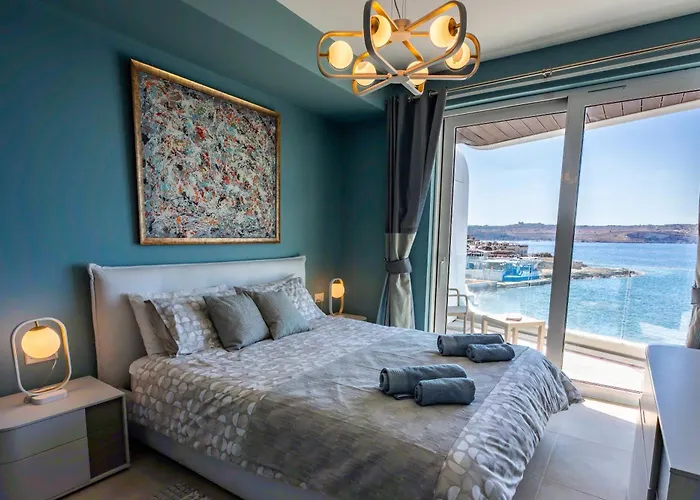 Apartament Bugibba - Luxury Seafront, Only For Family *