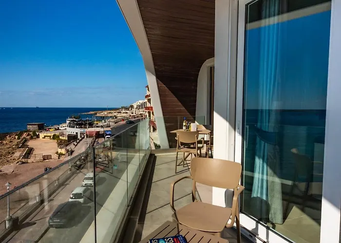 Apartament Bugibba - Luxury Seafront, Only For Family