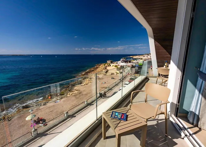 Διαμέρισμα Bugibba - Luxury Seafront, Only For Family Σεντ Πόλς Μπέι