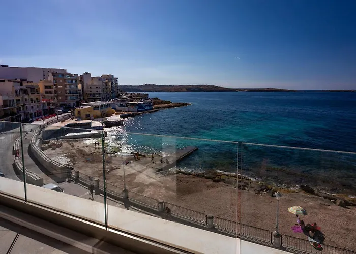 Bugibba - Luxury Seafront, Only For Family * Σεντ Πόλς Μπέι