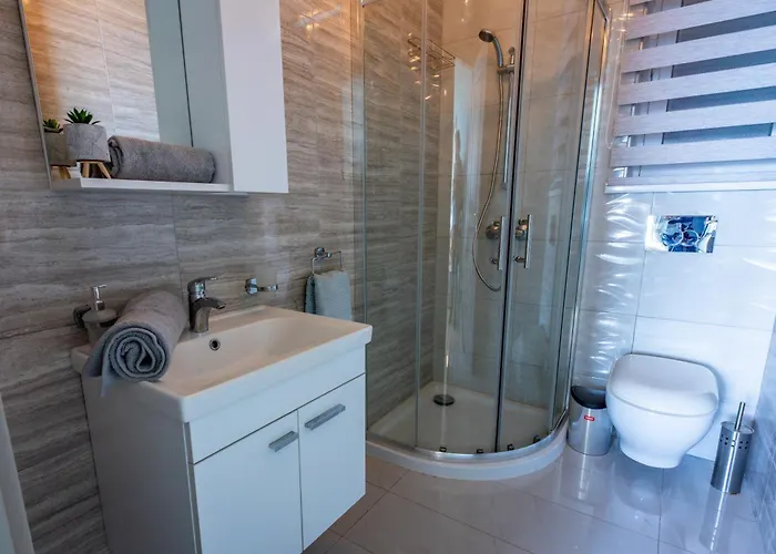 Bugibba - Luxury Seafront, Only For Family